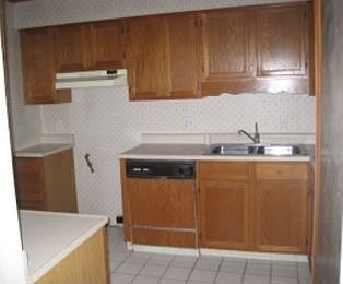 3rd image of 5824 Hallridge Cir
