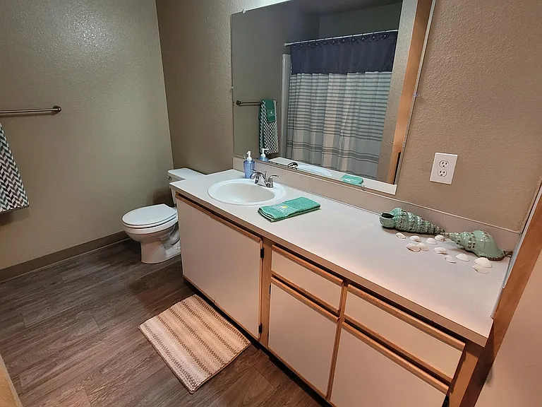 Overlook Pointe Apartments — Photo 22