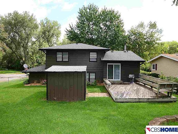 3rd image of 4122 Parkview Dr