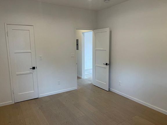 5th image of 2503 20th St APT A
