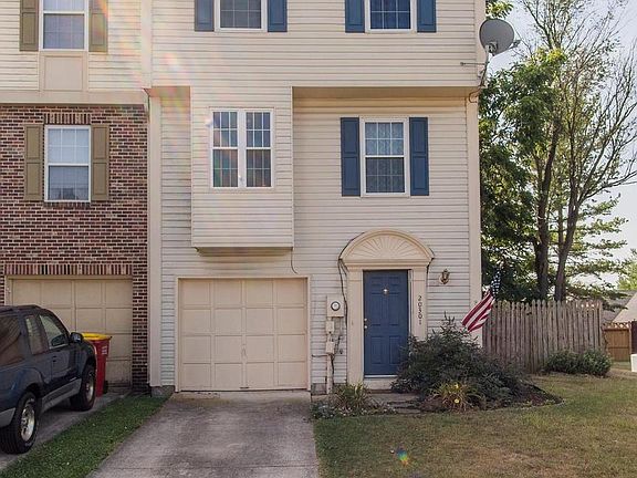 3rd image of 20301 Kellys Ln