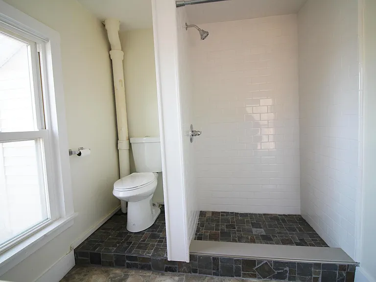 165 W Main St #2 — Photo 14