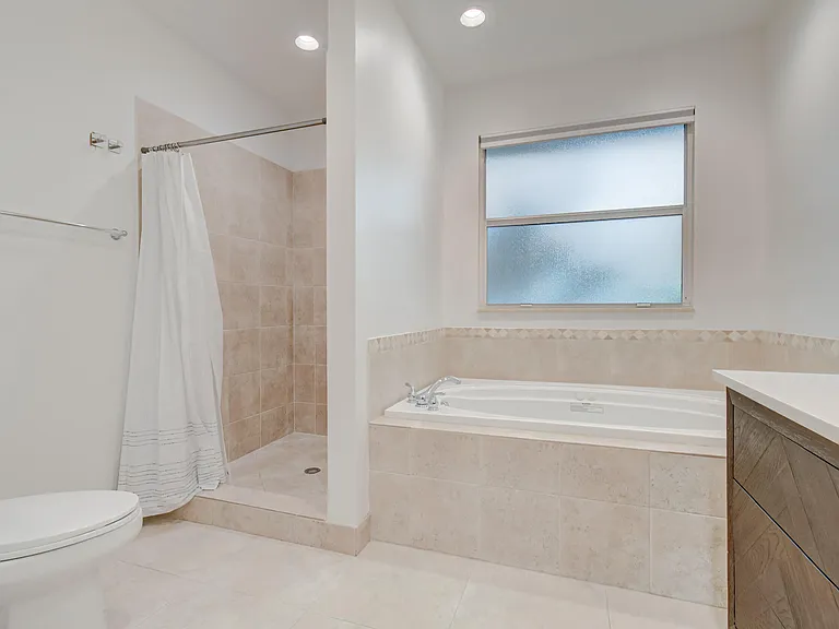 21 Oceanview Dr #C — Photo 13