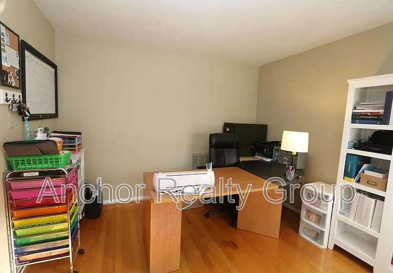 1618 Kingston Ave — Photo 19