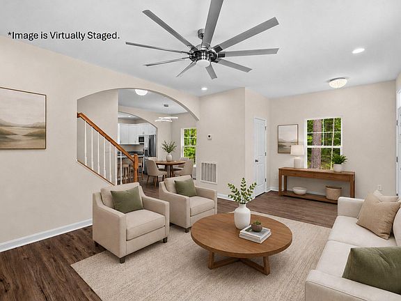 4th image of 122 Tall Pines Ave