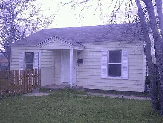 7441 Culver Ave