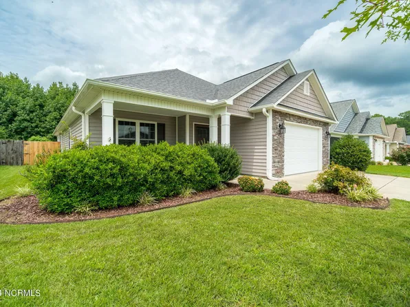 210 Murdock Way, New Bern, NC 28560