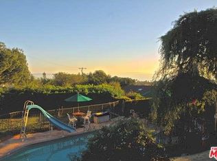 16630 Akron St, Pacific Palisades, CA 90272