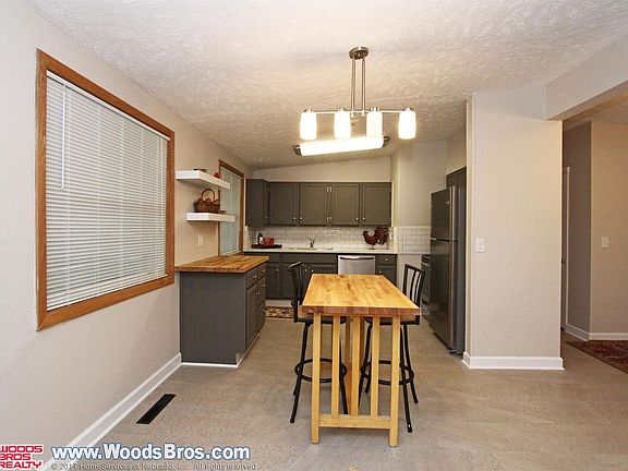 4th image of 7001 Carol Cir