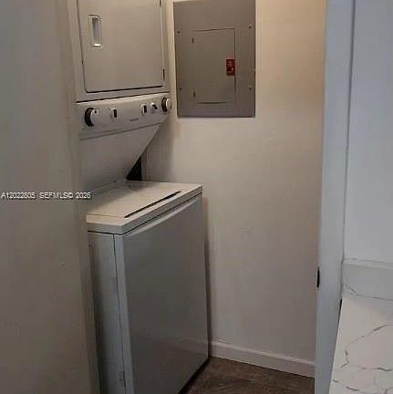 5th image of 9999 Summerbreeze Dr APT 406
