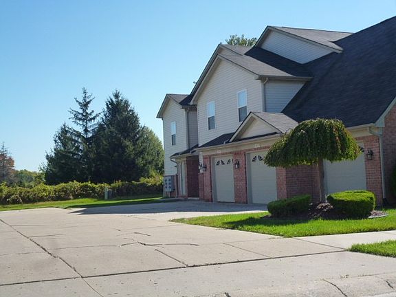 2nd image of 17251 Higdon Dr #28