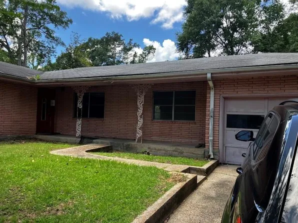 895 S Main St, Jasper, TX 75951