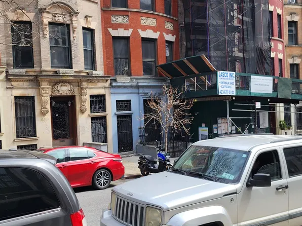 1149 Saint Mark's Avenue image 1 of 1