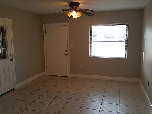 4th image of 634 Mercado Ave #2