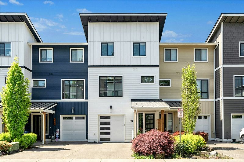 3rd image of 174 Countryman Drive