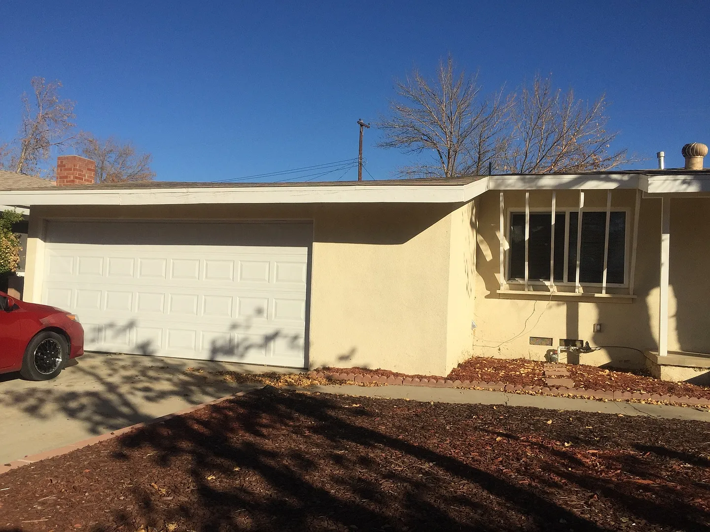 Beautiful 3 bedroom home in Lancaster — Photo 2