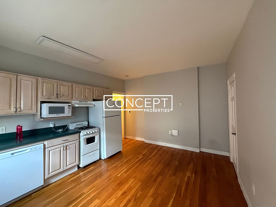 1st image of 20 John F Kennedy St #7R