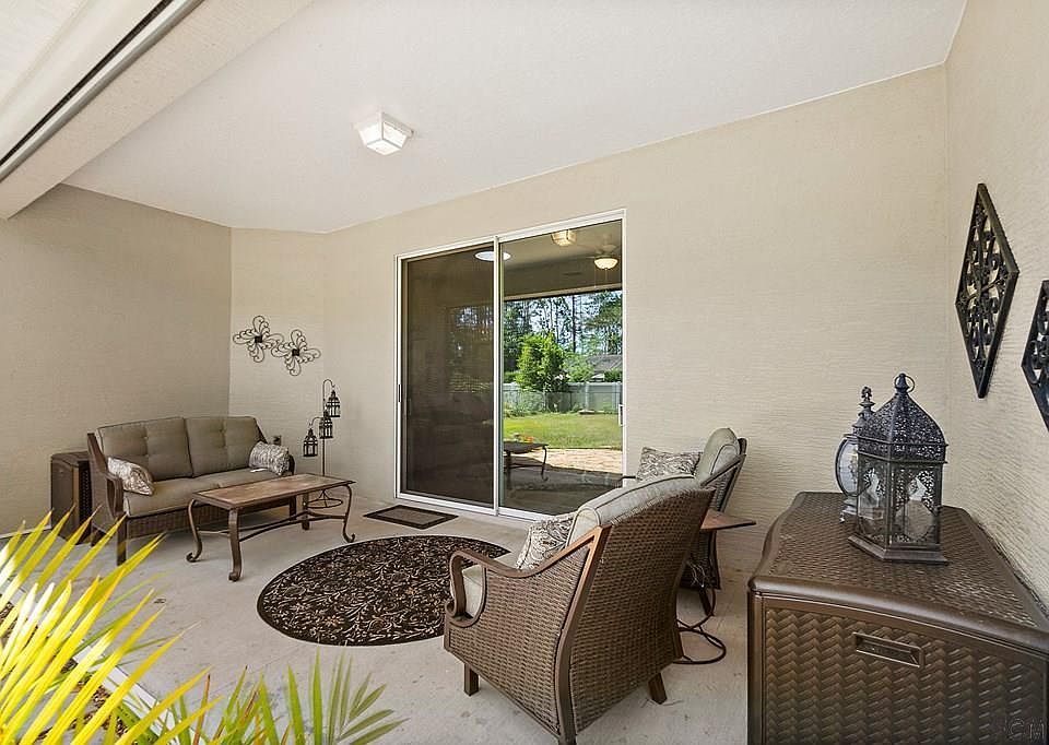 1st image of 3 Raeland Ln