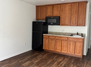 135 Coon Creek Farms Dr, Kirbyville, MO 65679
