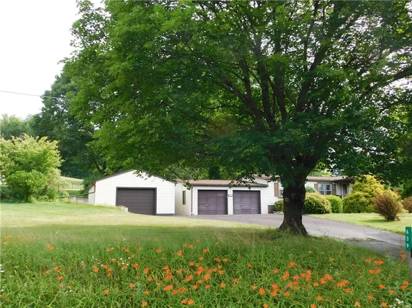 639 Bagdad Rd, Leechburg, PA 15656