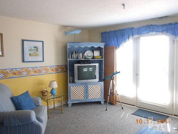 2nd image of 790 New River Inlet Road #305A