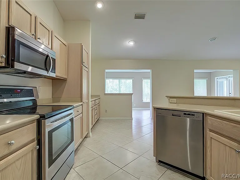 12 Anton Ct — Photo 20