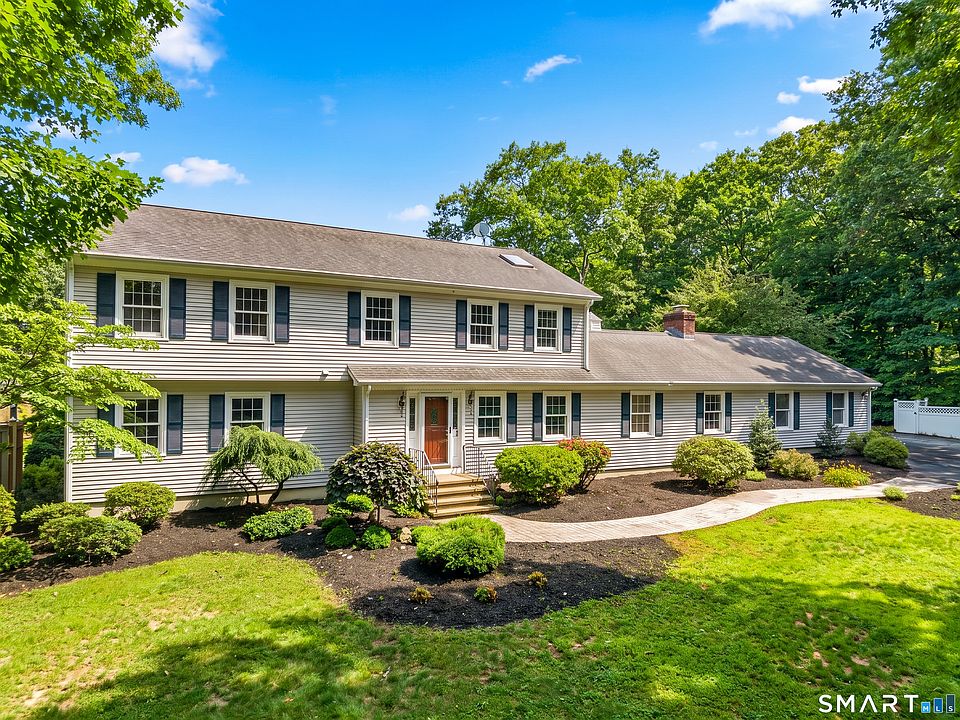 1st image of 16 Cardinal Road