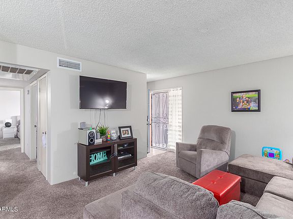 3rd image of 3810 N MARYVALE Parkway #2093