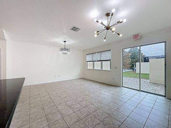 4th image of 3135 Tocoa Cir