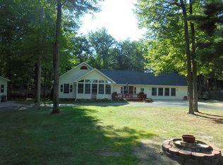 2474 S Roscommon Rd, Prudenville, MI 48651