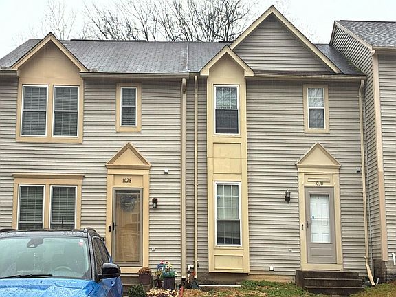 3rd image of 1030 Karen Blvd