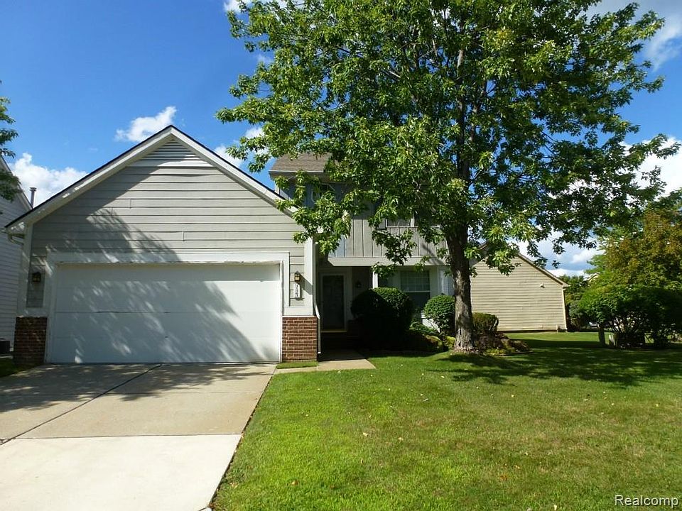 1st image of 41363 Cornell Dr #1