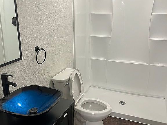 5th image of 3220 Sonora Dr