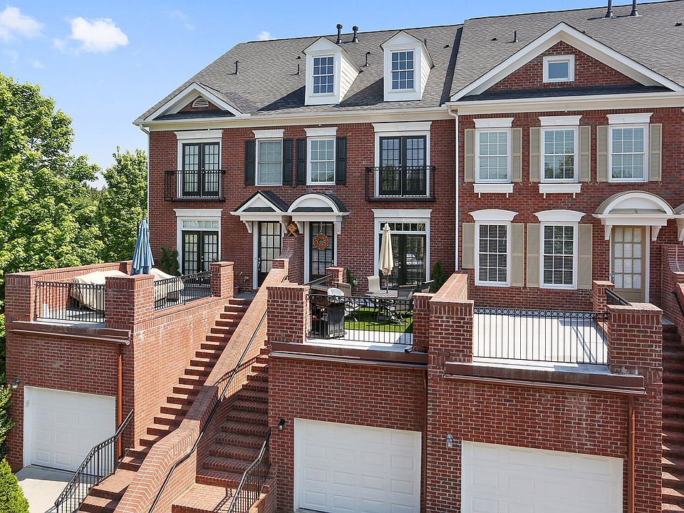 5903 Waters Edge Trail