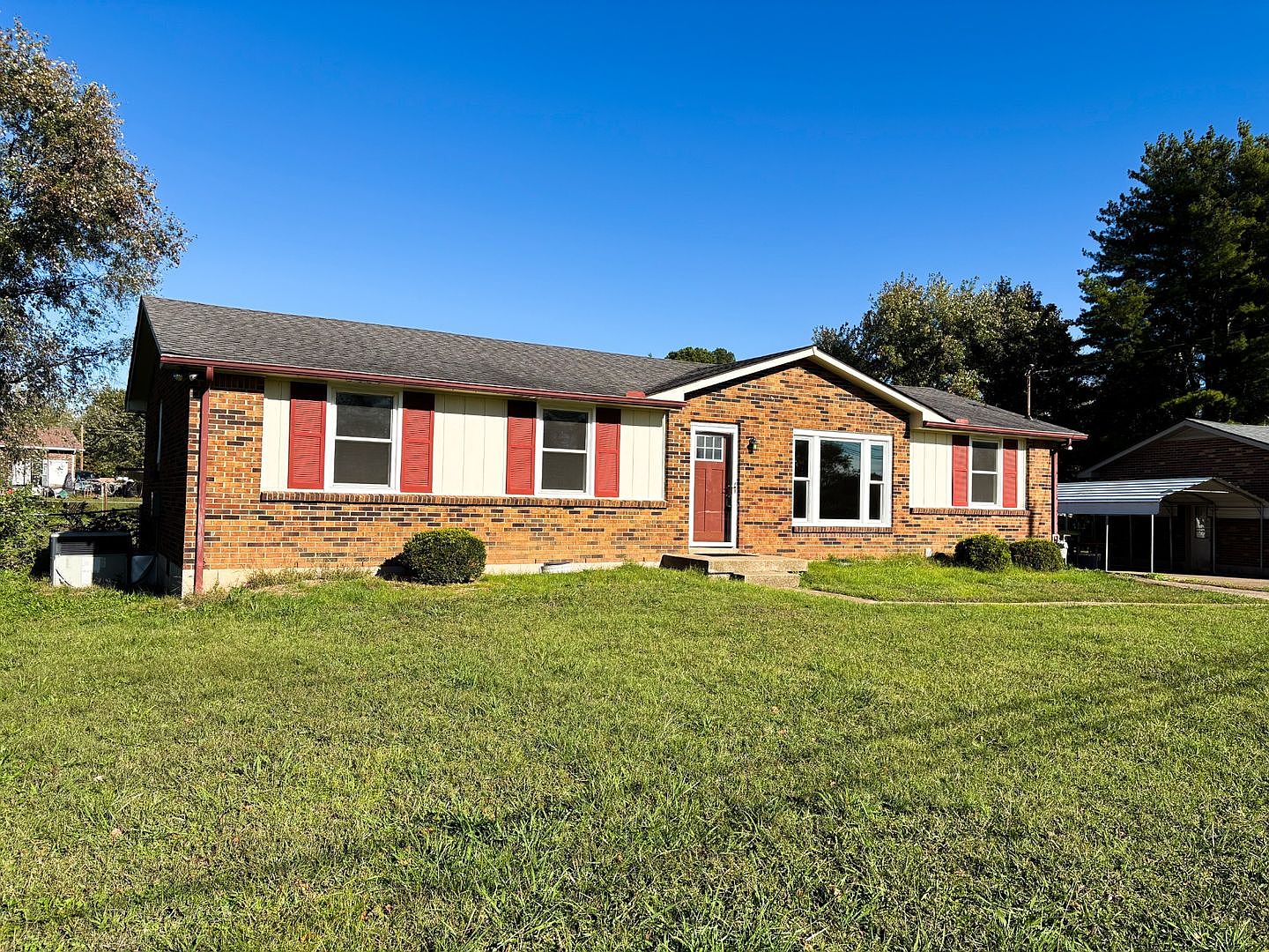 213 Aster Dr, Clarksville, TN 37042 | Zillow