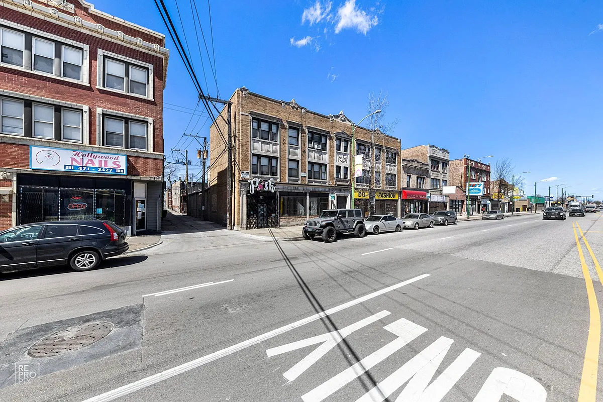 Building Photo - 6238-44 S Western Ave Chicago, IL 60636