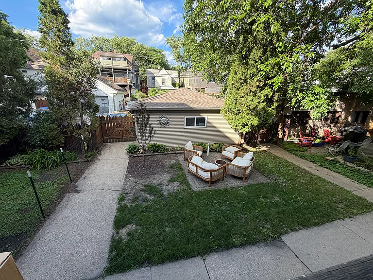 5733 N Ridge Ave #B — Photo 19