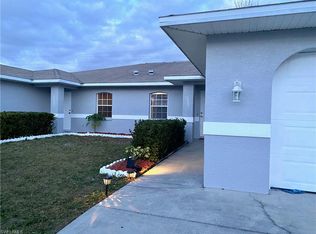 1801/1803 SW Santa Barbara Pl, Cape Coral, FL 33991