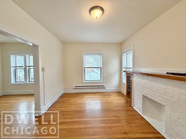 2915 W George St #2 — Photo 1
