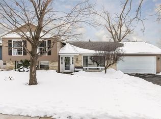 6805 1st Ave SW, Cedar Rapids, IA 52404