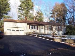 4 Gap View Rd, Blairstown, NJ 07825