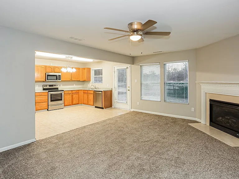 4068 Kellybrook Dr — Photo 7