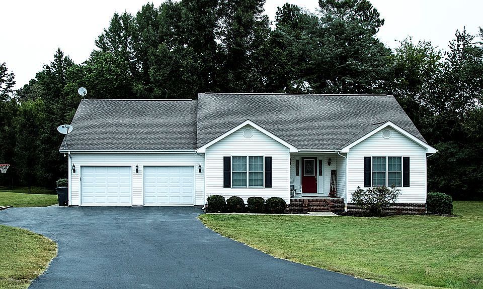 1st image of 53 Christian Ct