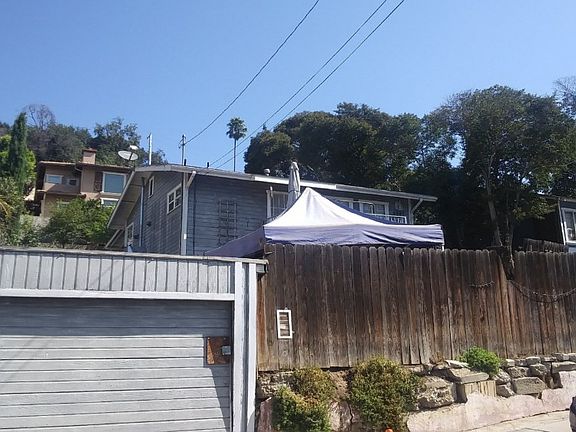 3rd image of 5247 Lathrop St