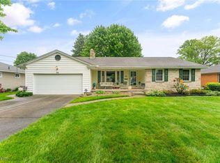 3456 Briarwood Ln, Youngstown, OH