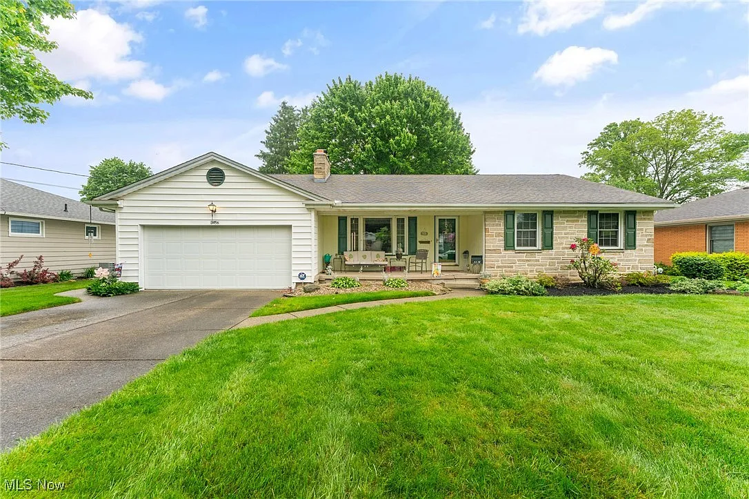 3456 Briarwood Ln photo 1