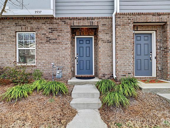 3rd image of 3537 Auburn Curb Rd