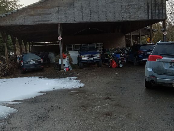 2nd image of 17208 E Blanchard Rd