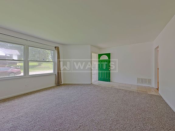 4th image of 3929 38th Ave N