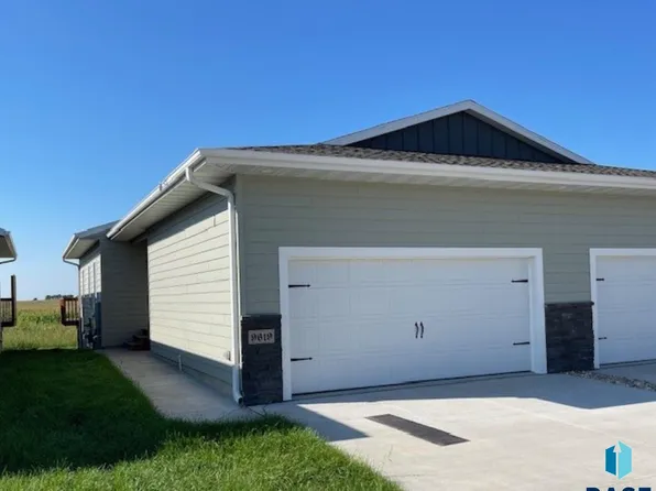 9619 W Tunis Dr, Sioux Falls, SD 57106